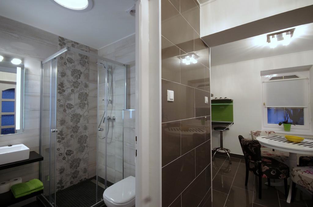 Regina Delux Apartman Gyula Exteriör bild